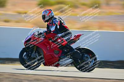 media/Oct-24-2025-2WTD (Fri) [[491f36c2bf]]/B Group/Session 1 (Turn 4 Outside)/